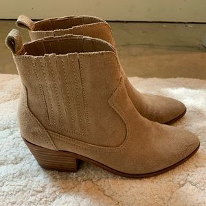 Steve Madden Booties